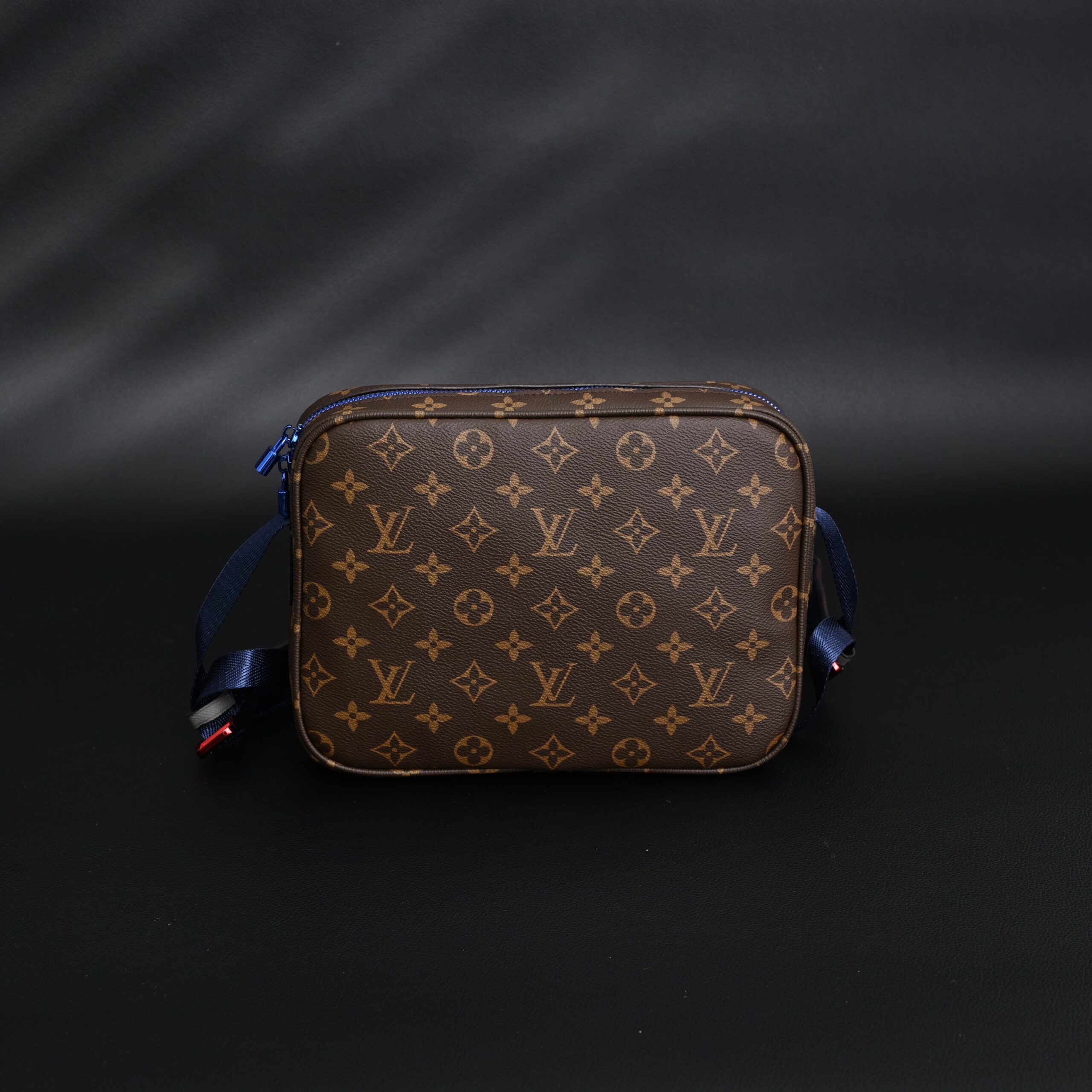 Louis Vuitton Trio Messenger Bag – Monogram Canvas with Blue Strap - Image 5