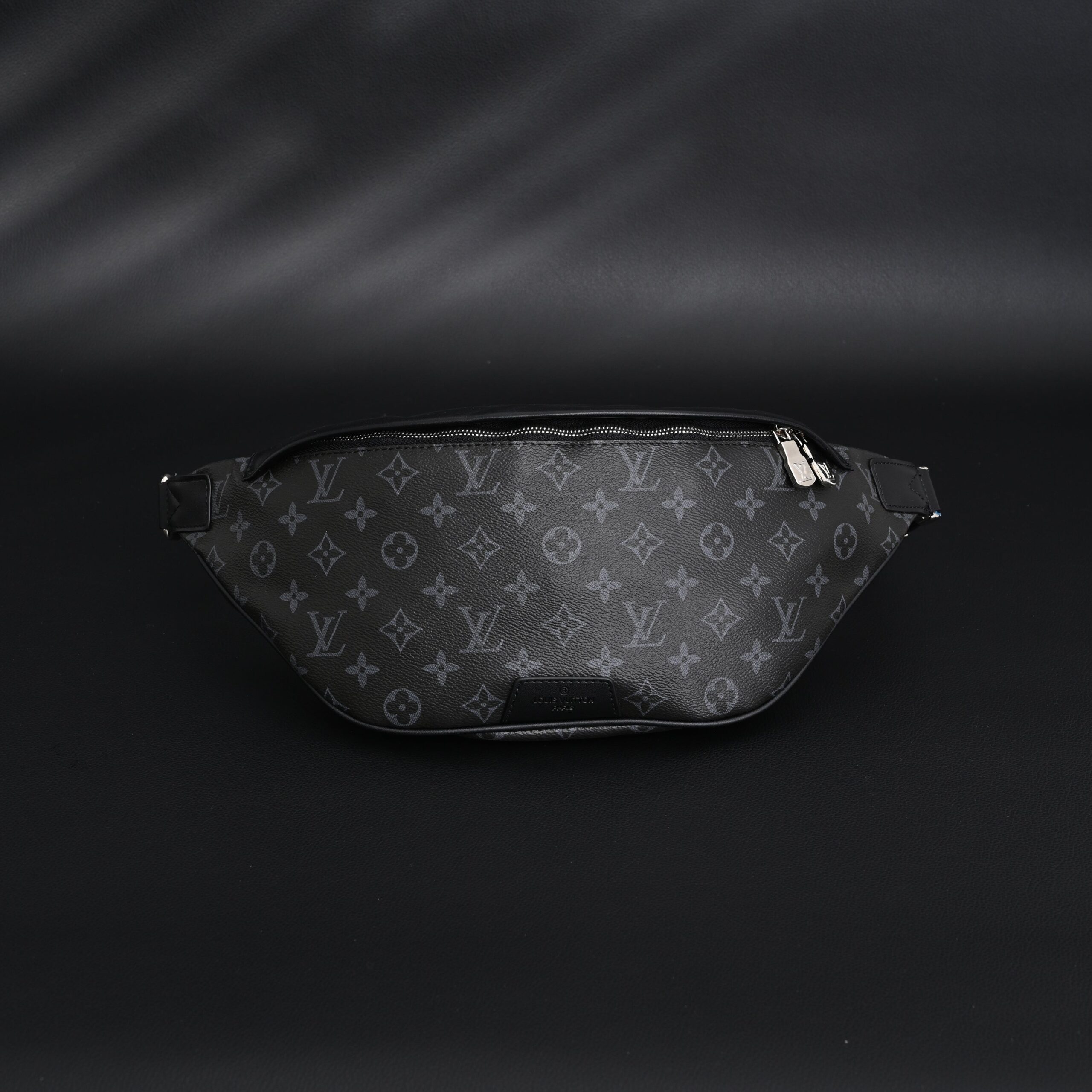 Louis Vuitton Discovery Bumbag – Monogram Eclipse - Image 3