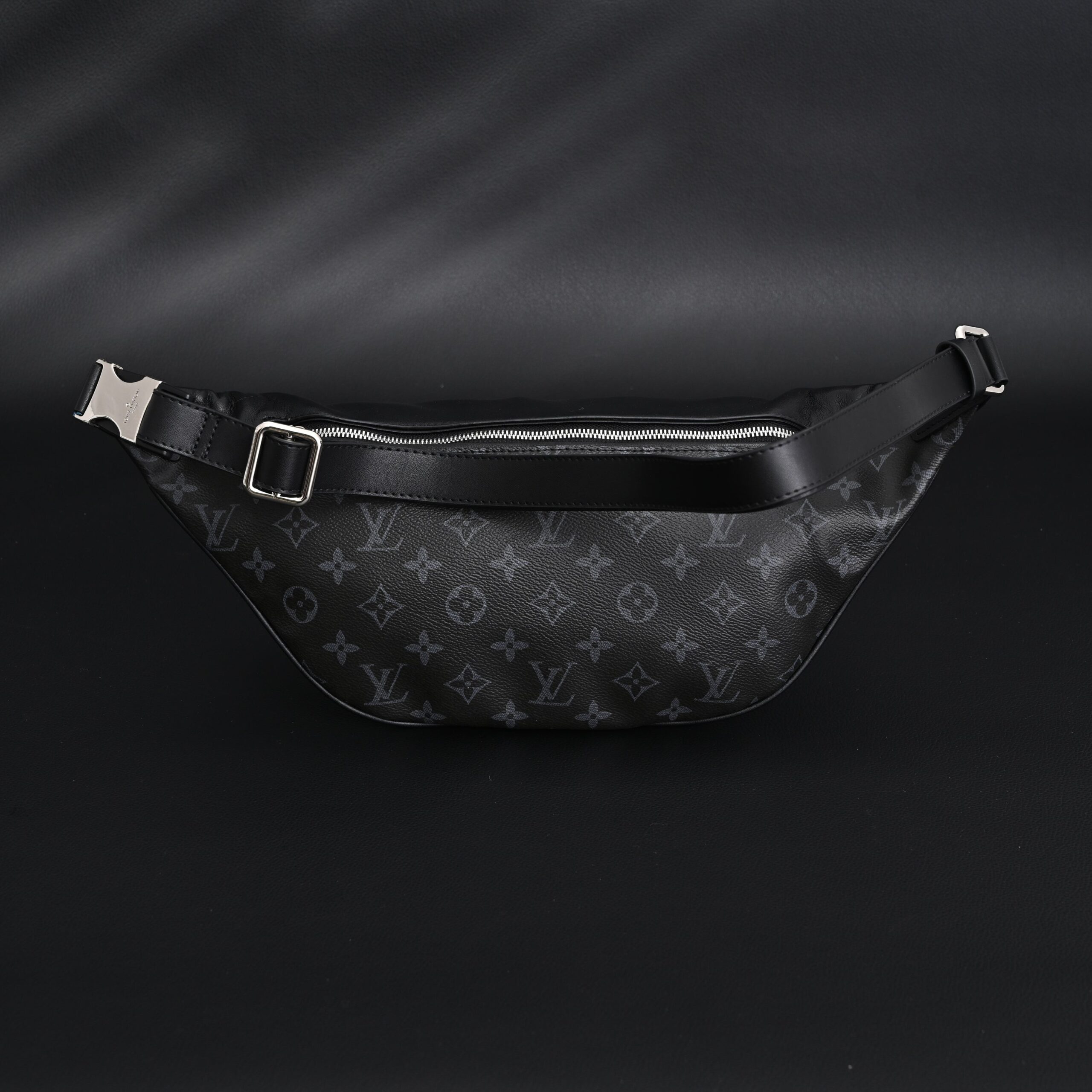 Louis Vuitton Discovery Bumbag – Monogram Eclipse - Image 5