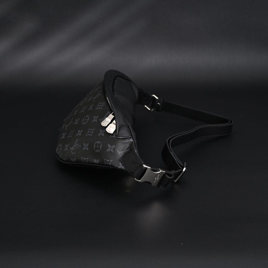 Louis Vuitton Discovery Bumbag – Monogram Eclipse