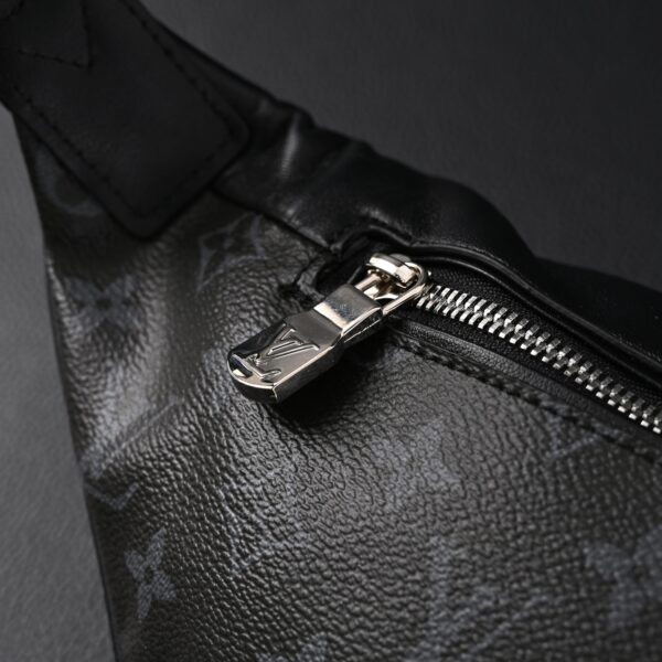 Louis Vuitton Discovery Bumbag – Monogram Eclipse