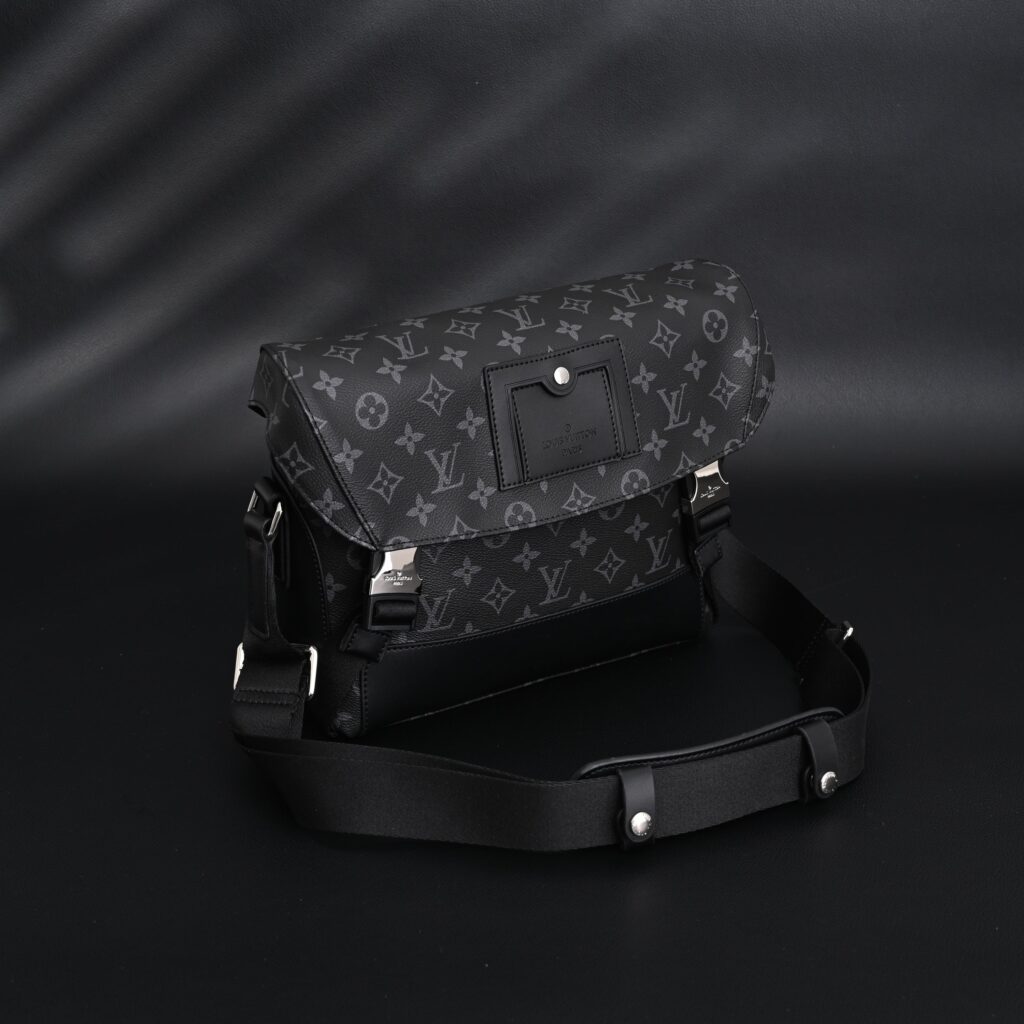 Louis Vuitton Messenger Bag – Monogram Eclipse Canvas