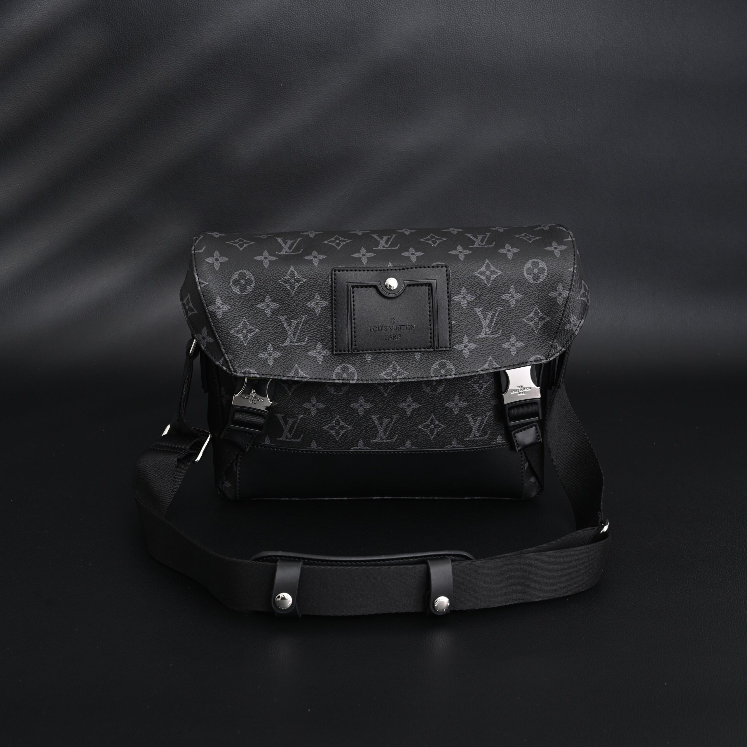 Louis Vuitton Messenger Bag – Monogram Eclipse Canvas - Image 3