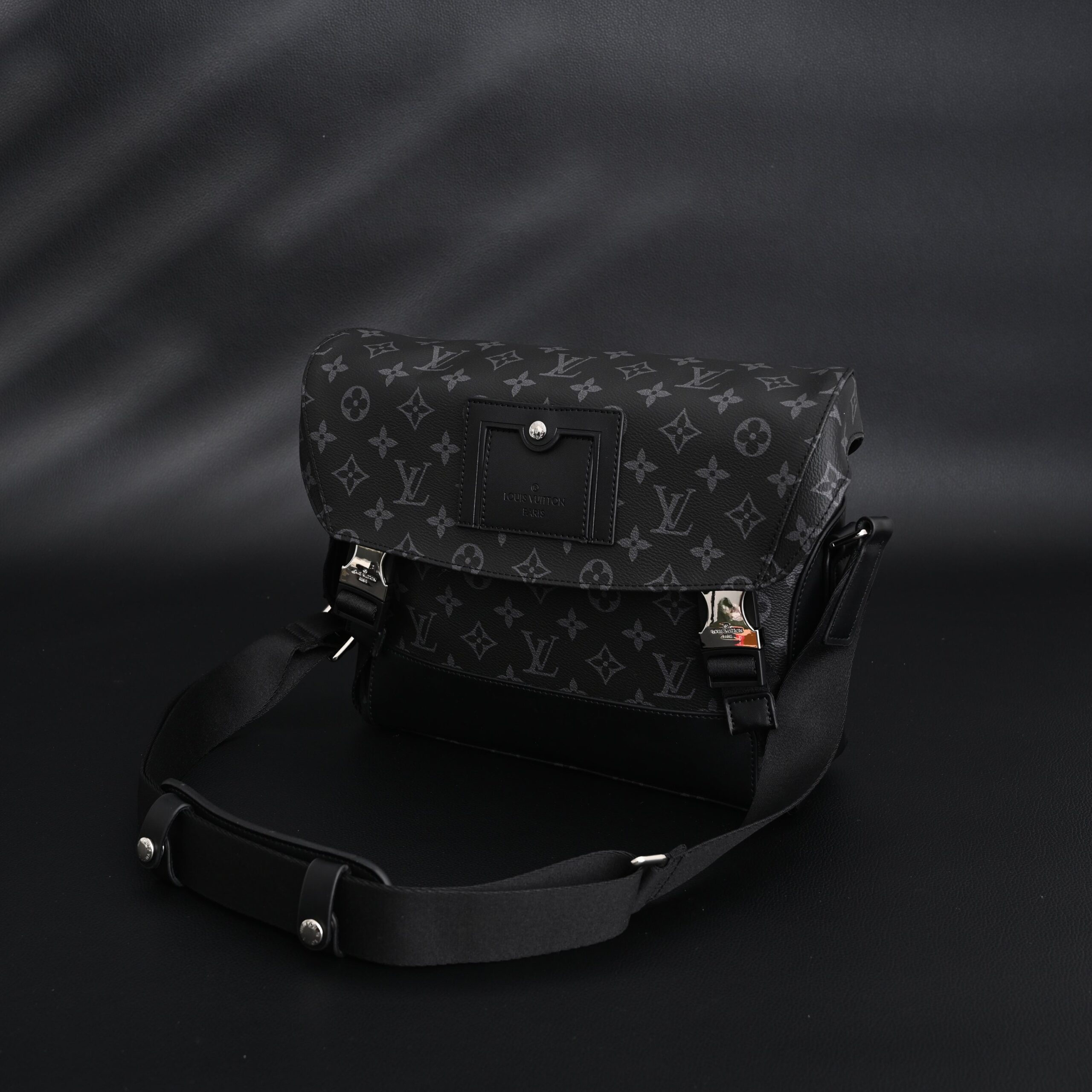 Louis Vuitton Messenger Bag – Monogram Eclipse Canvas - Image 7