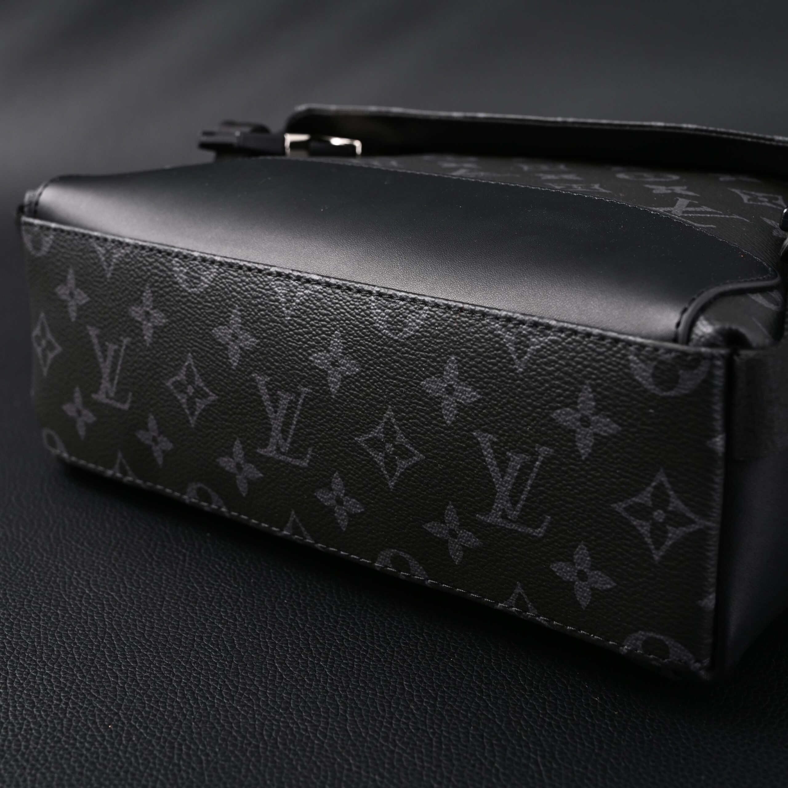 Louis Vuitton Messenger Bag – Monogram Eclipse Canvas - Image 8