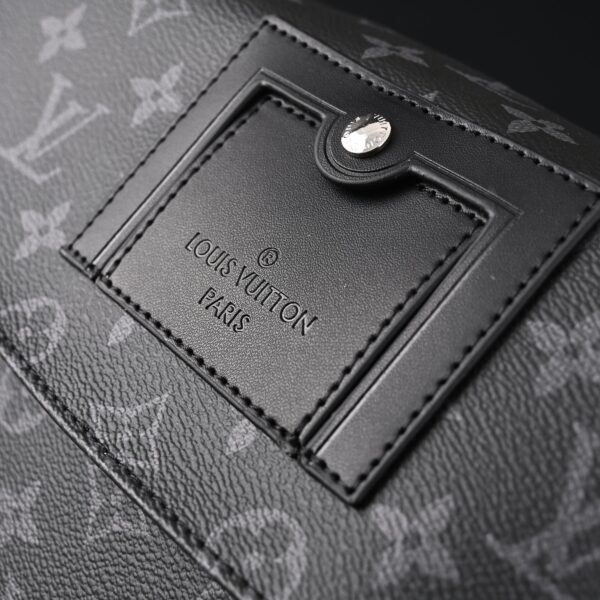 Louis Vuitton Messenger Bag – Monogram Eclipse Canvas