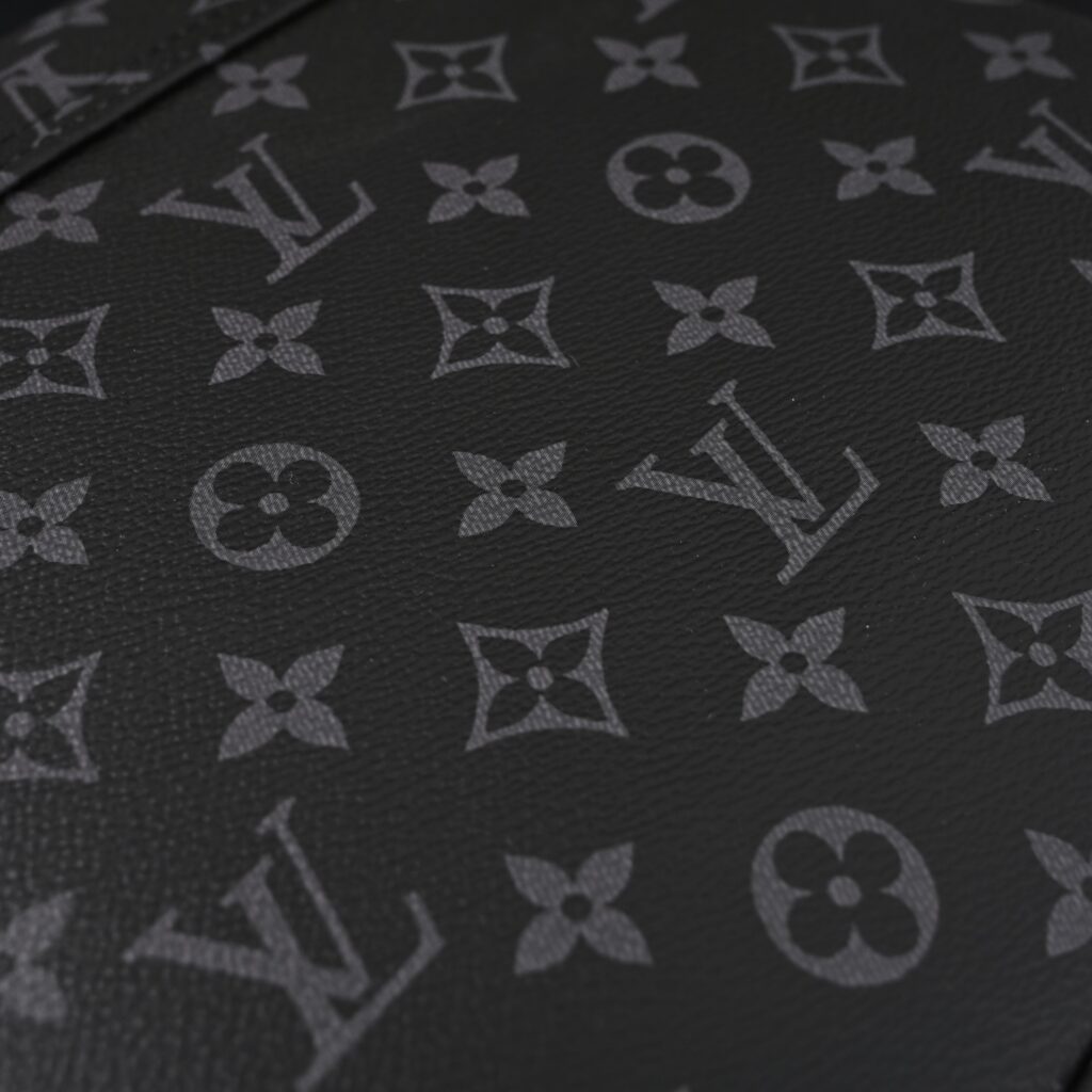 Louis Vuitton Messenger Bag – Monogram Eclipse Canvas