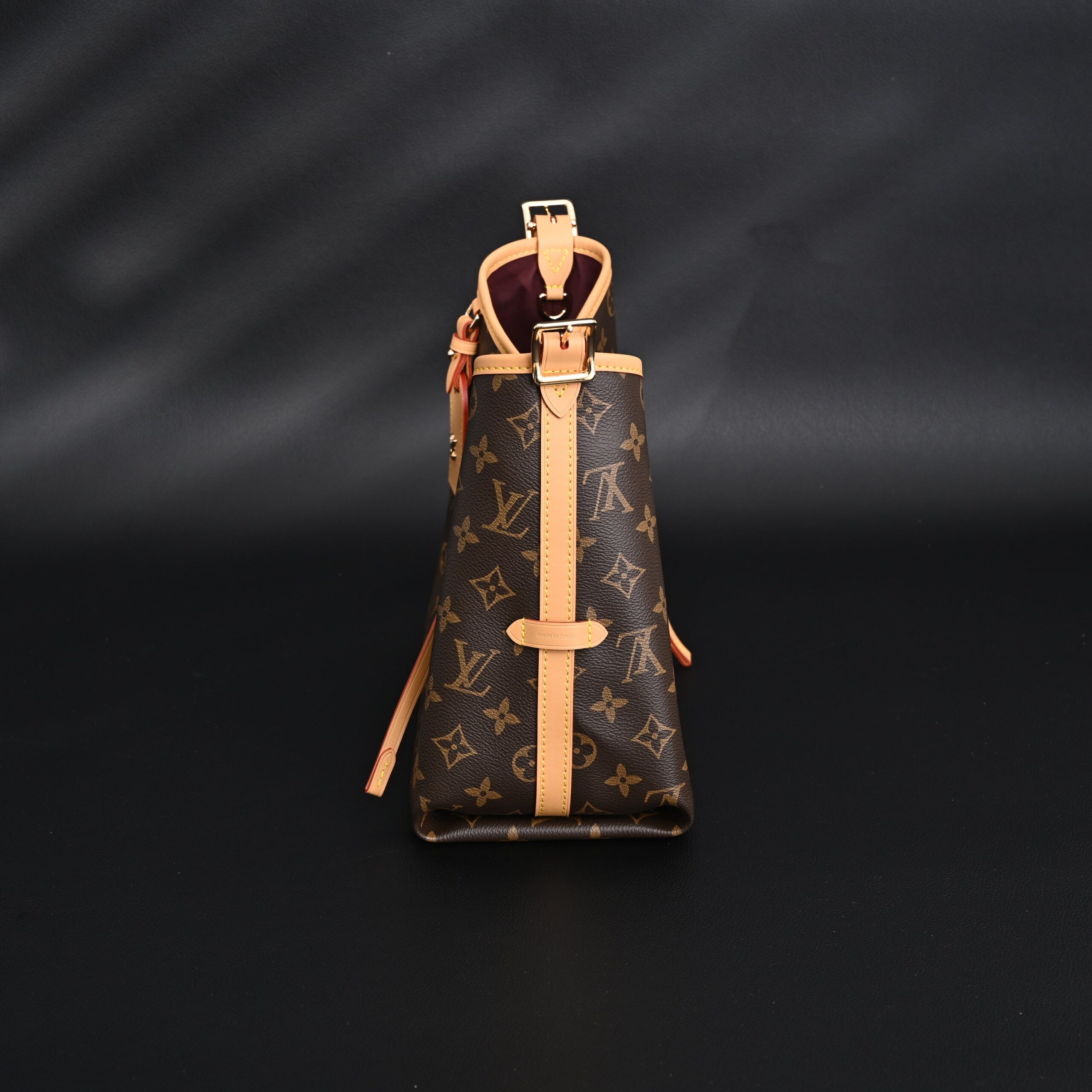 Louis Vuitton NéoNoé Bucket Bag – Monogram Canvas with Bordeaux Interior - Image 7