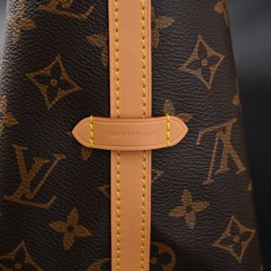Louis Vuitton NéoNoé Bucket Bag – Monogram Canvas with Bordeaux Interior - Image 10