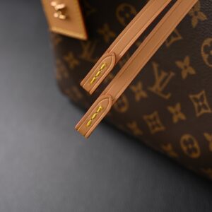 Louis Vuitton NéoNoé Bucket Bag – Monogram Canvas with Bordeaux Interior - Image 14