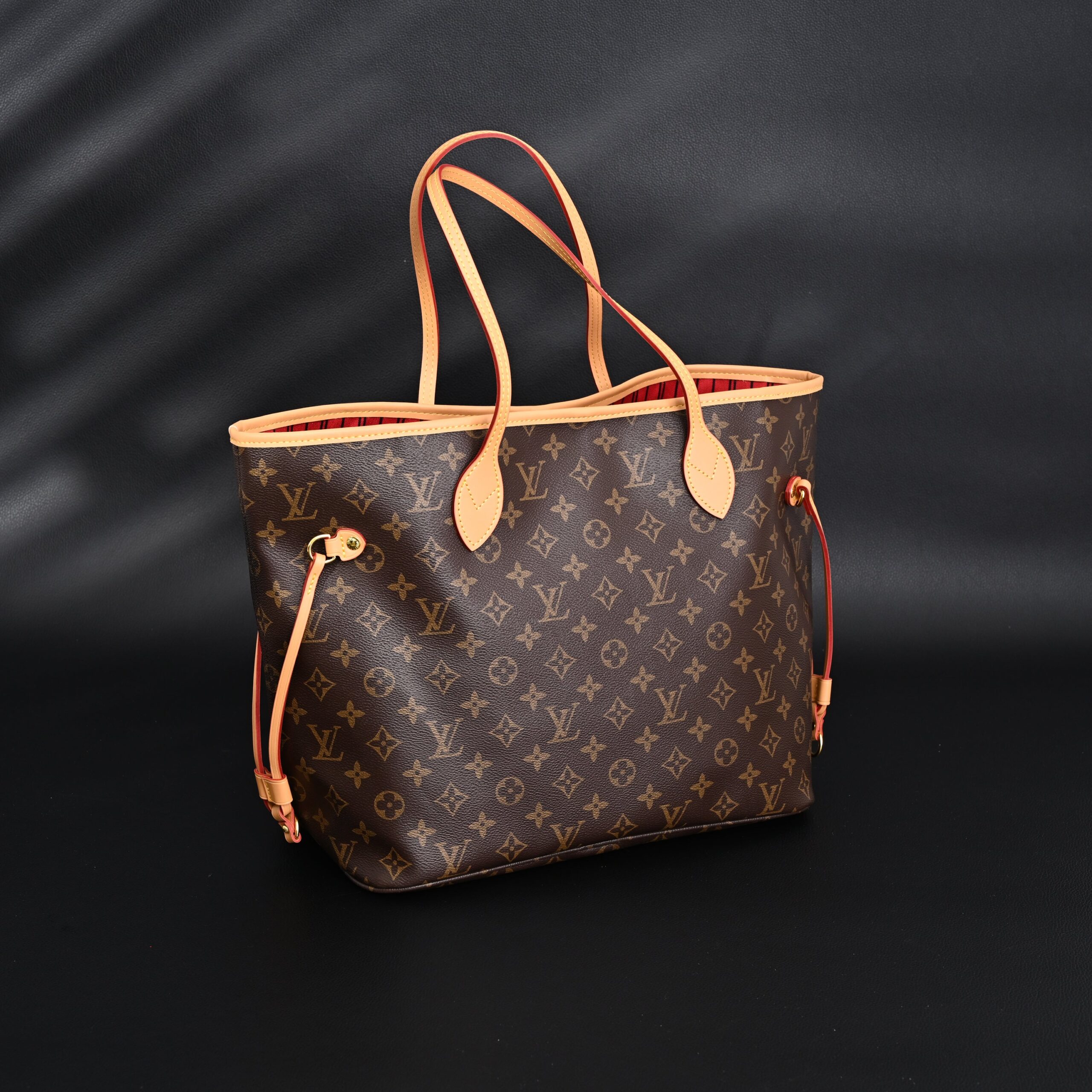 Louis Vuitton Neverfull MM Tote Bag – Monogram Canvas with Red Interior - Image 3