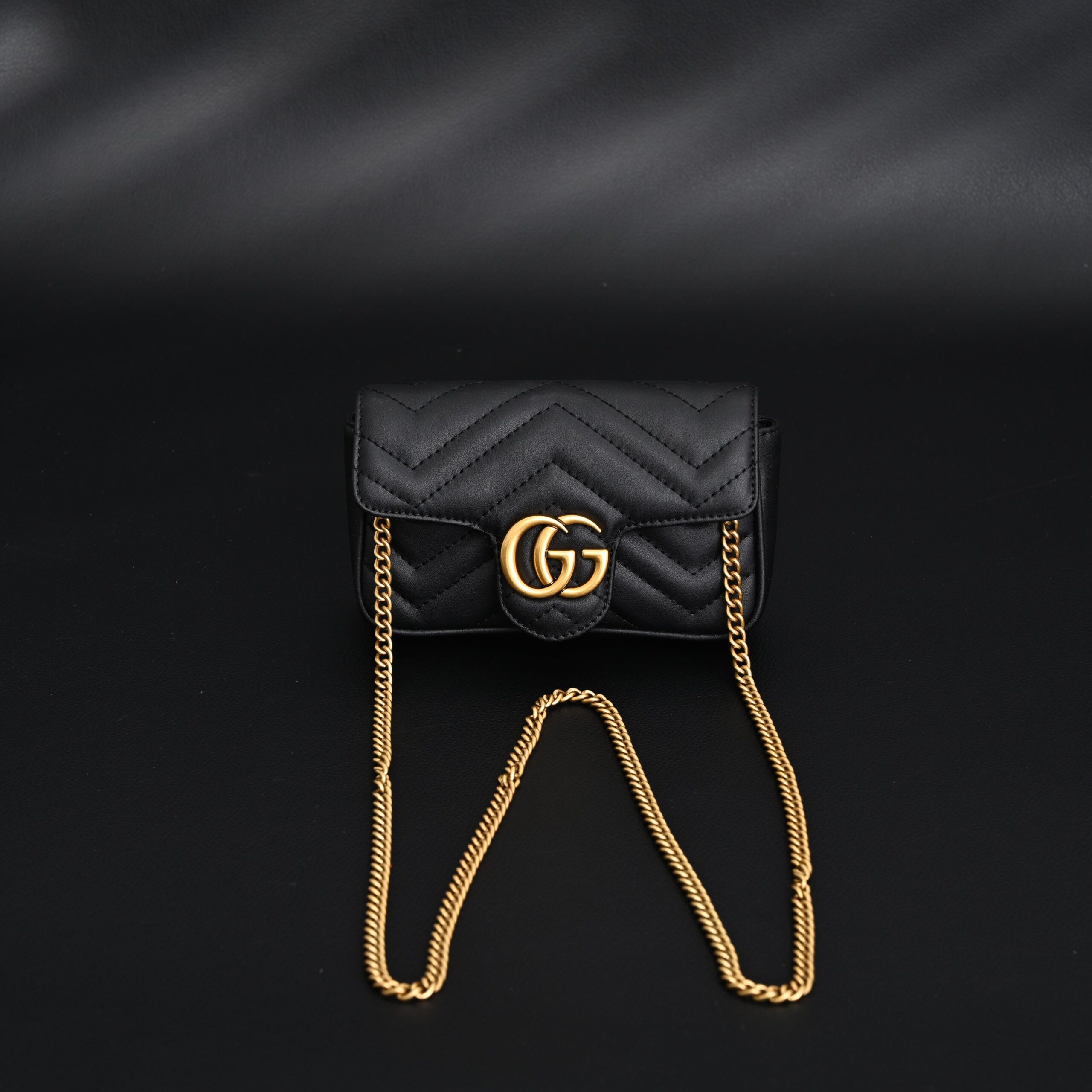 Gucci GG Marmont Matelassé Mini Shoulder Bag – Black Leather with Gold Chain - Image 3