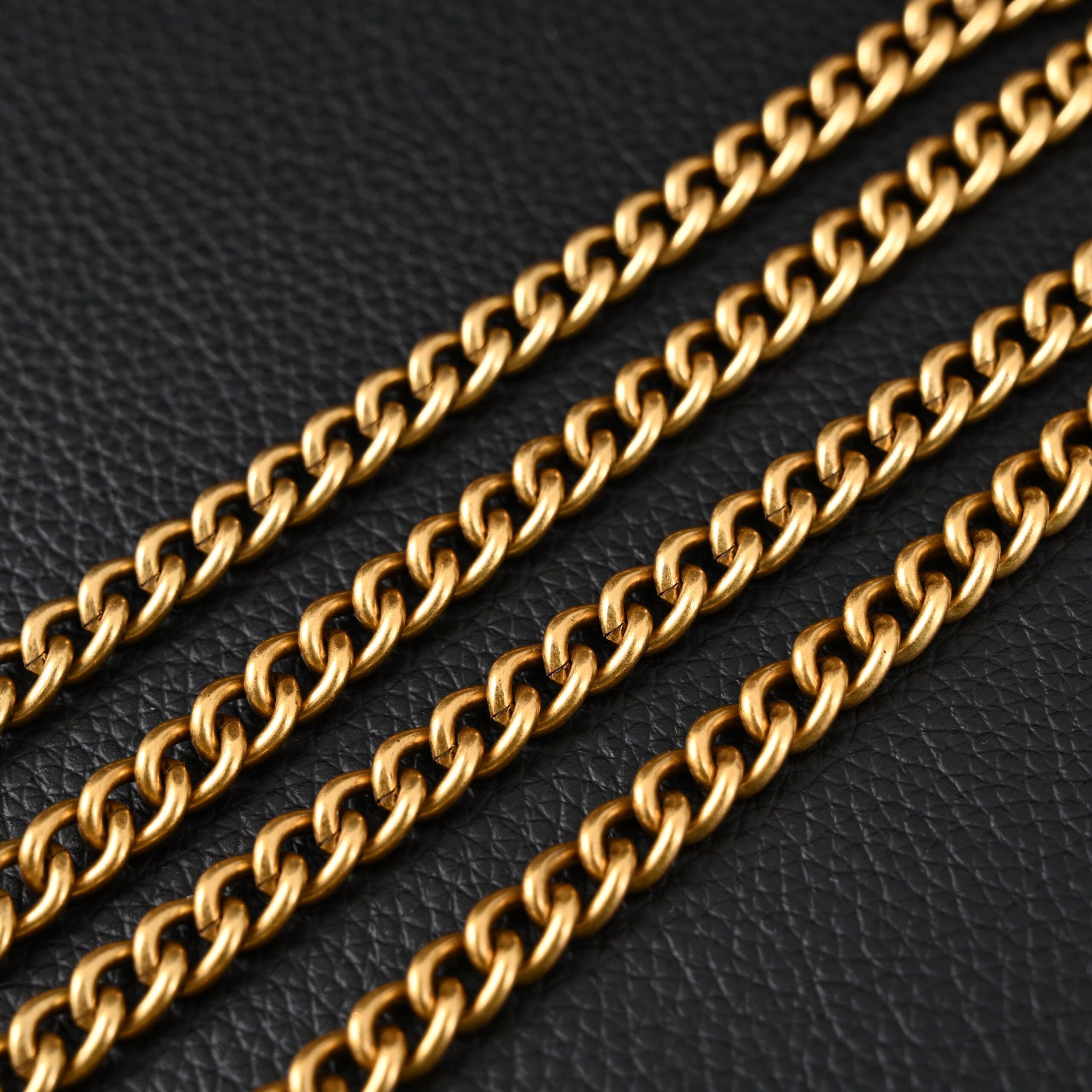 Gucci GG Marmont Matelassé Mini Shoulder Bag – Black Leather with Gold Chain - Image 13