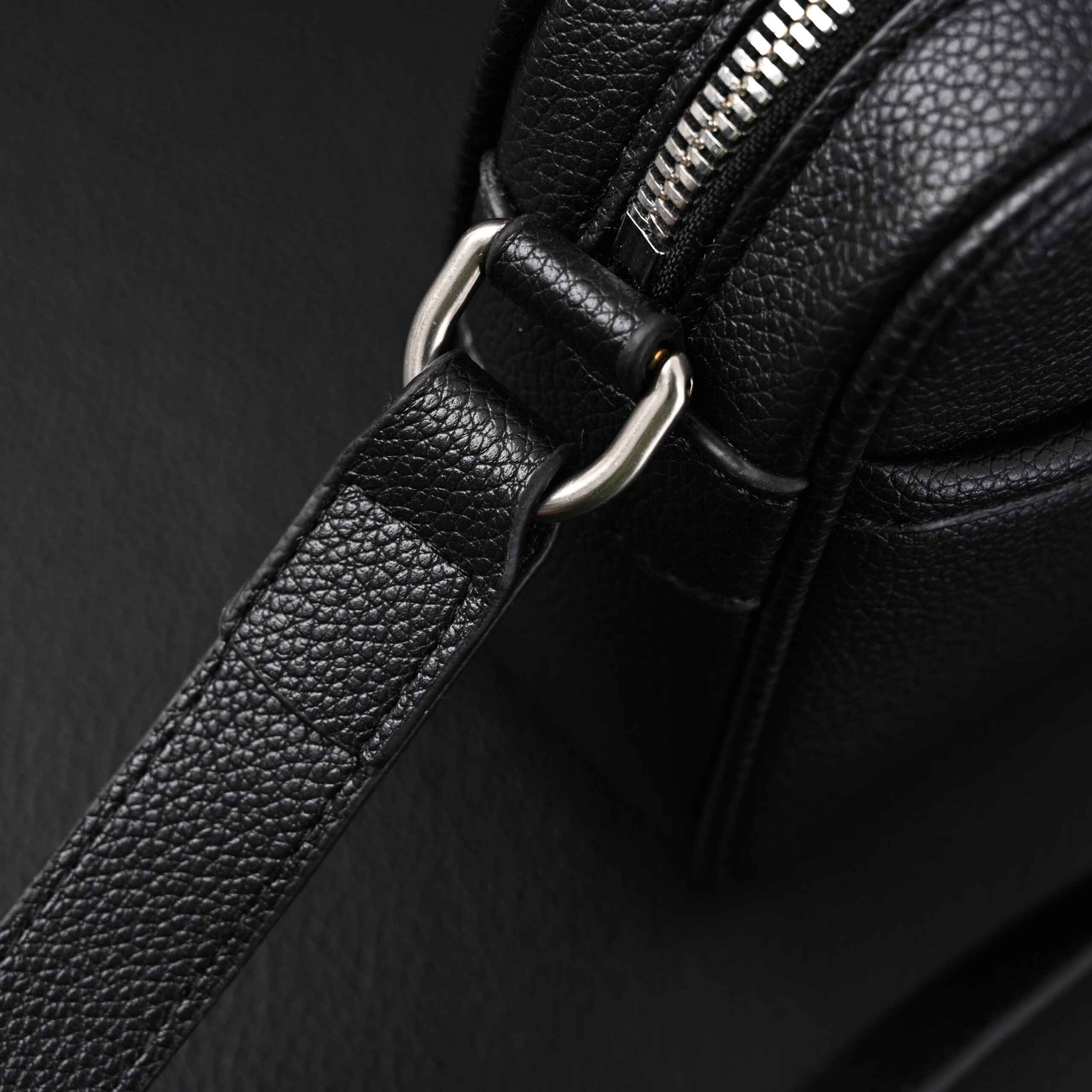 Gucci Black Leather Embossed Logo Belt Bag - Image 13
