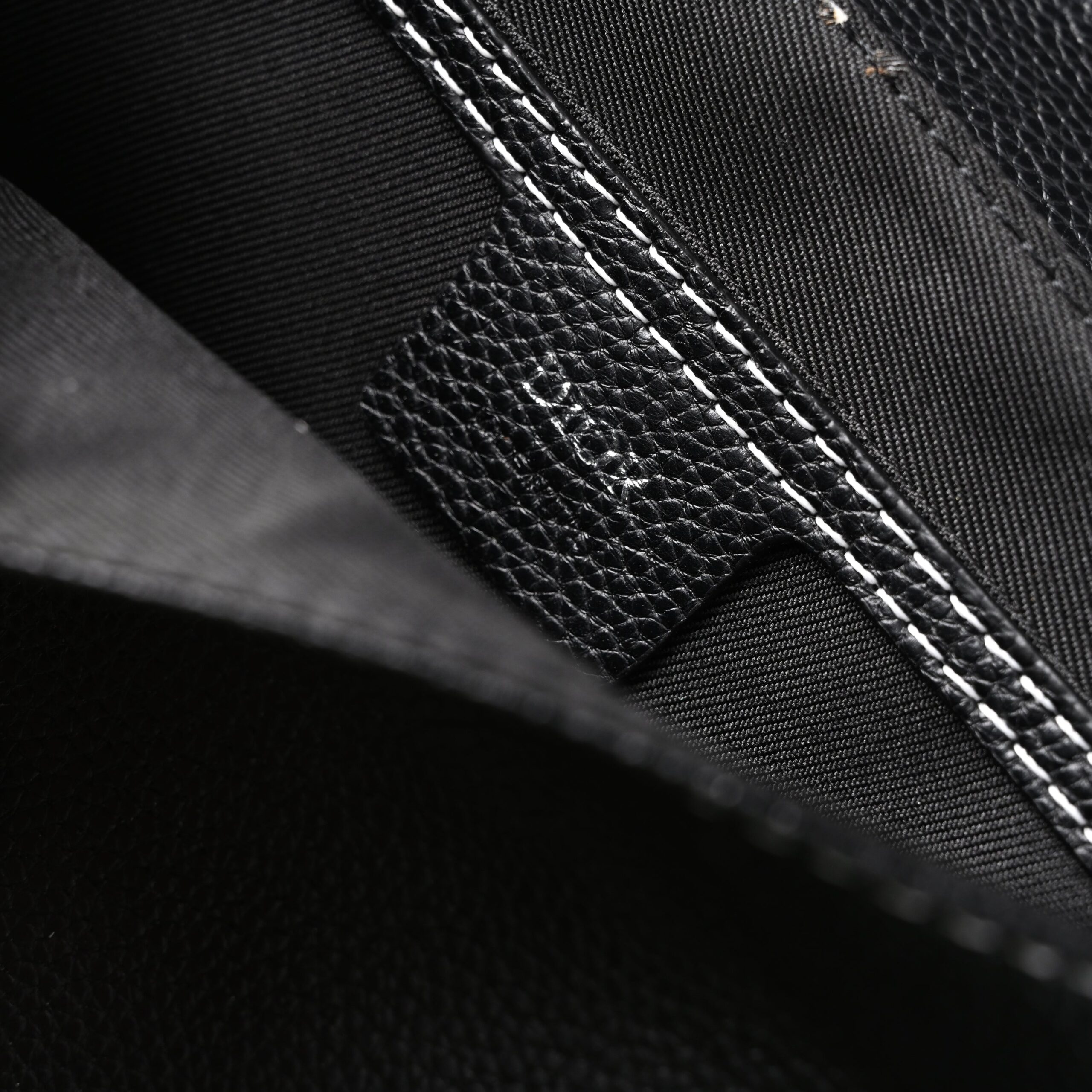 Dior Saddle Crossbody Bag – Black Grained Calfskin with Silver-Tone Hardware - Image 17