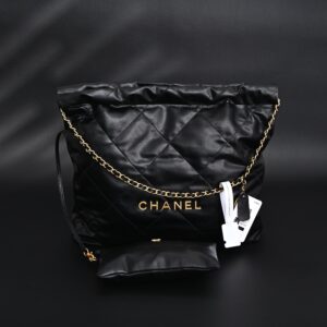Chanel 19 Flap Bag – Black Quilted Lambskin with Gold & Ruthenium Hardware - Image 3