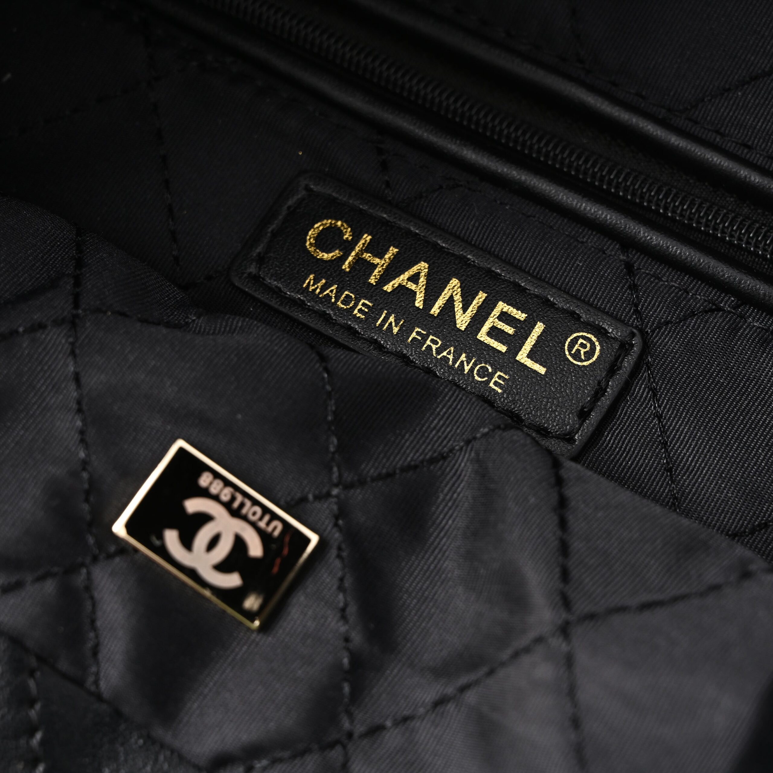 Chanel 19 Flap Bag – Black Quilted Lambskin with Gold & Ruthenium Hardware - Image 18