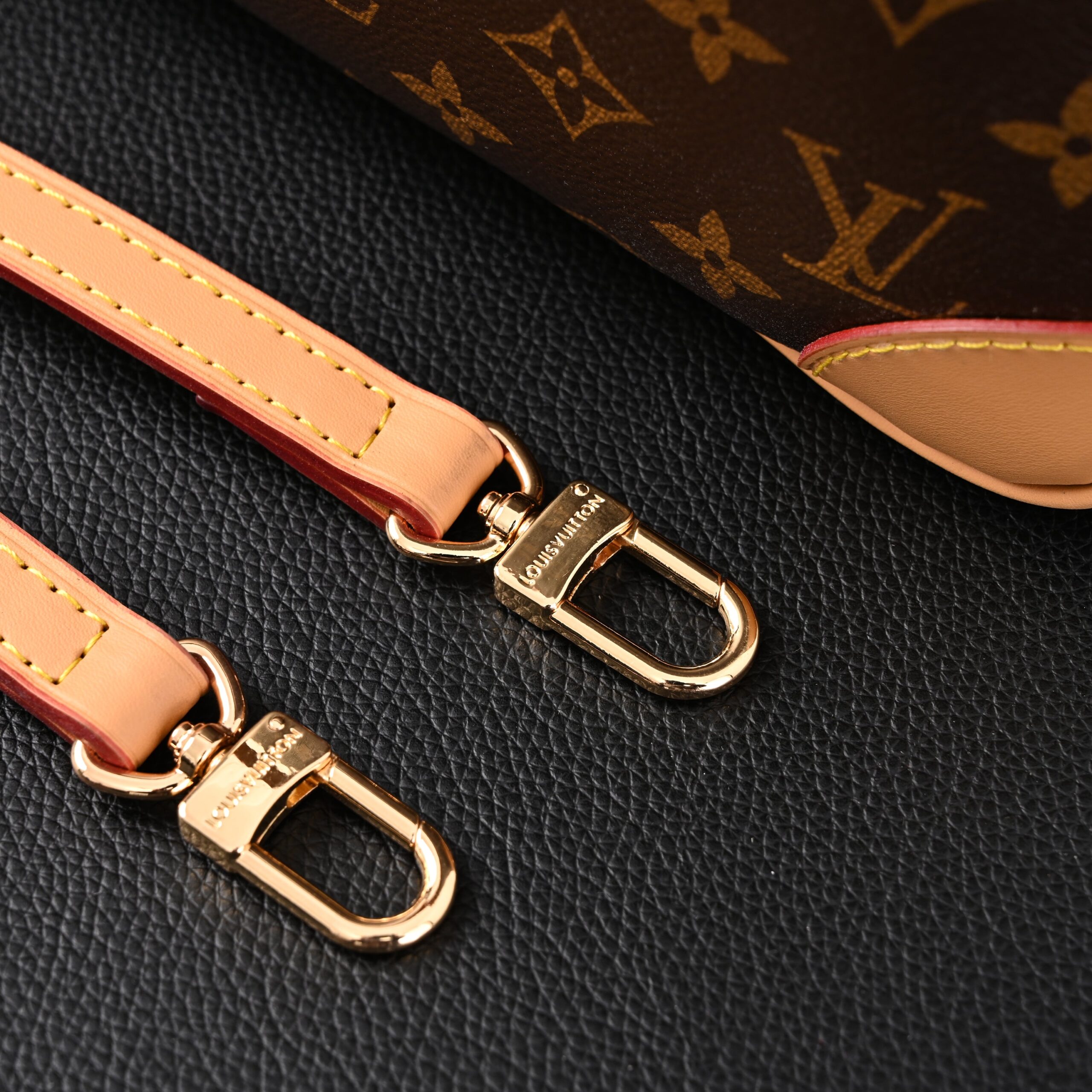 Louis Vuitton Monogram Canvas Graceful MM Shoulder Bag - Image 15