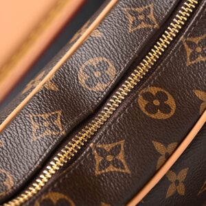 Louis Vuitton Monogram Canvas Graceful MM Shoulder Bag - Image 16