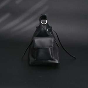 Louis Vuitton Montaigne Black Mahina Leather Shoulder Bag - Image 4
