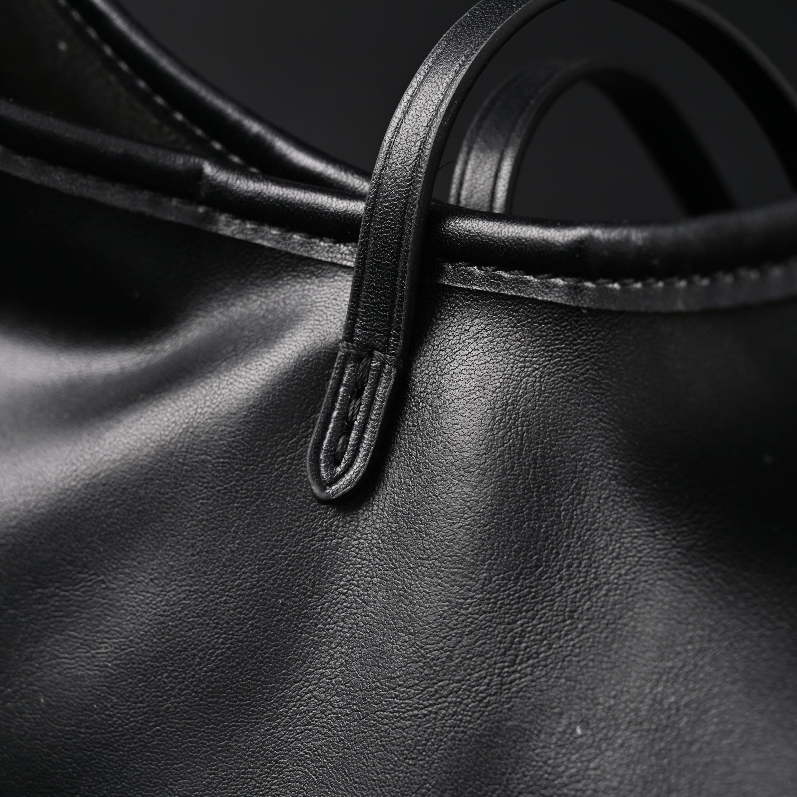 Louis Vuitton Montaigne Black Mahina Leather Shoulder Bag - Image 15
