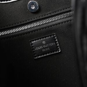 Louis Vuitton Montaigne Black Mahina Leather Shoulder Bag - Image 18