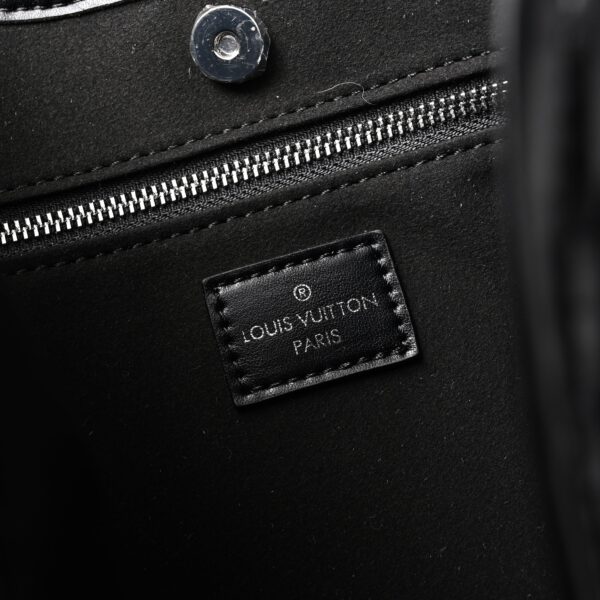 Louis Vuitton Montaigne Black Mahina Leather Shoulder Bag