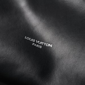 Louis Vuitton Montaigne Black Mahina Leather Shoulder Bag - Image 19