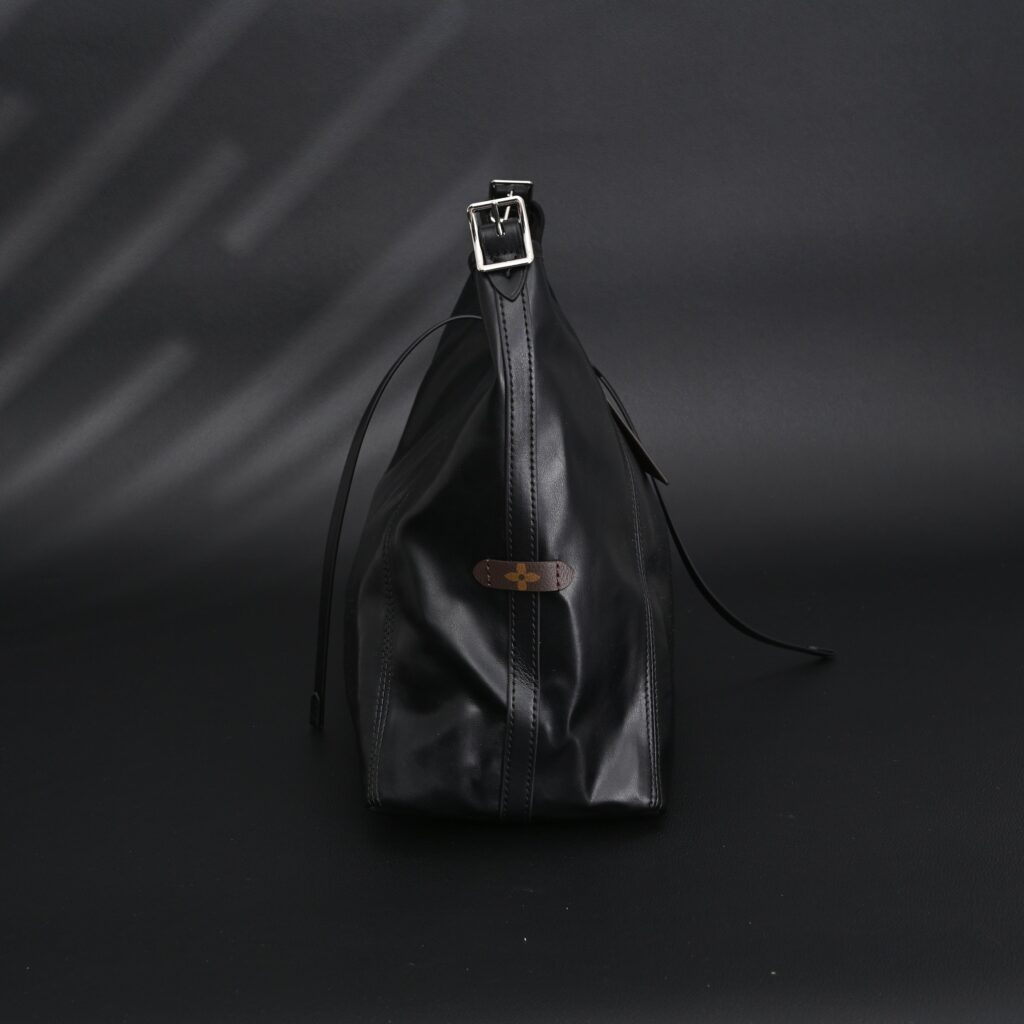 Louis Vuitton Black Mahina Leather Hobo Shoulder Bag