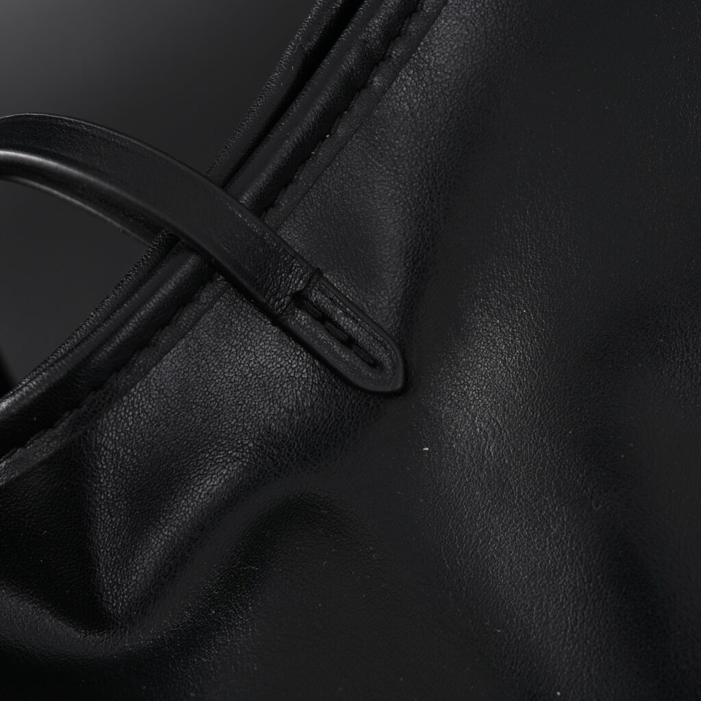 Louis Vuitton Black Mahina Leather Hobo Shoulder Bag