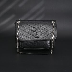 Saint Laurent Niki Medium Black Crinkled Leather Shoulder Bag - Image 3
