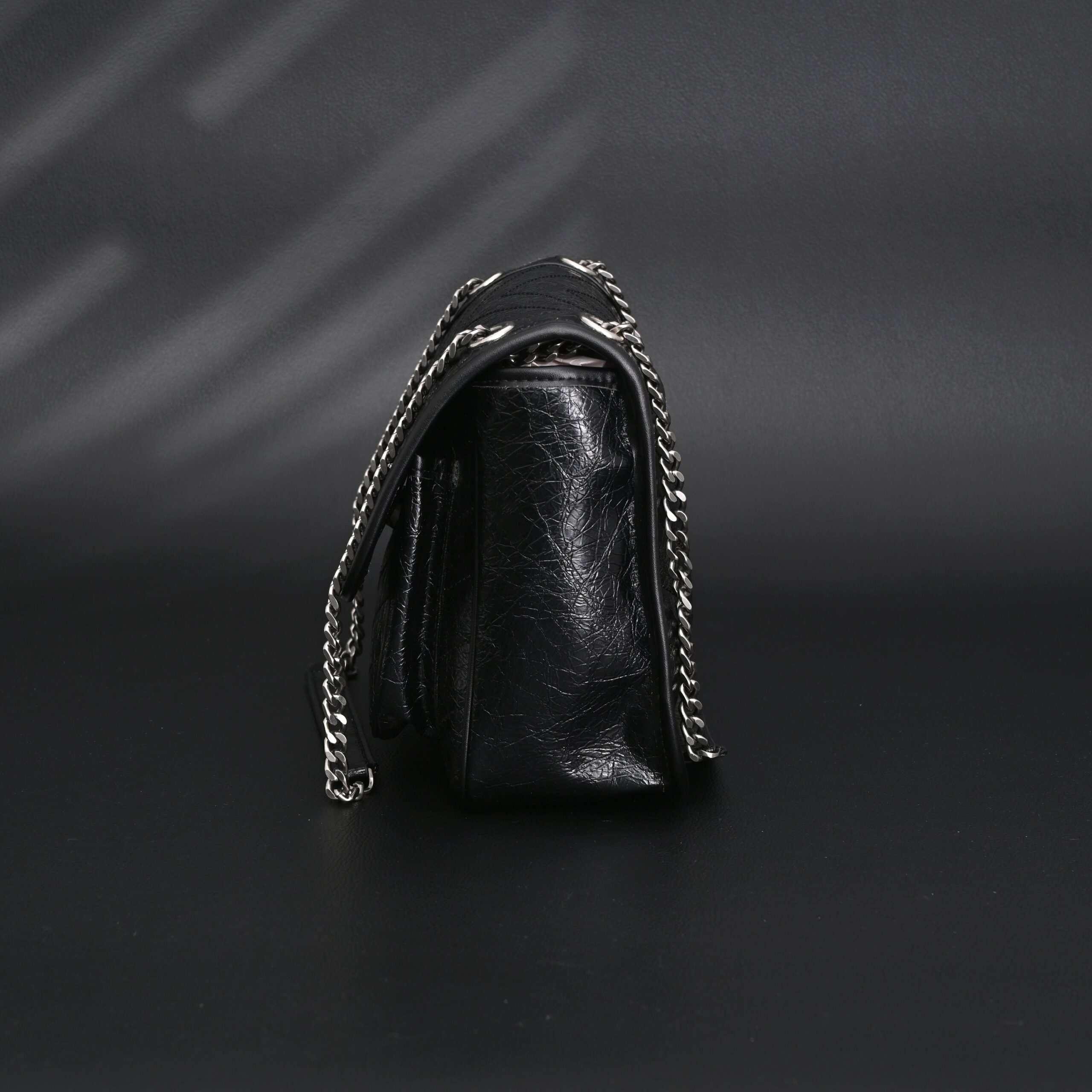 Saint Laurent Niki Medium Black Crinkled Leather Shoulder Bag - Image 6