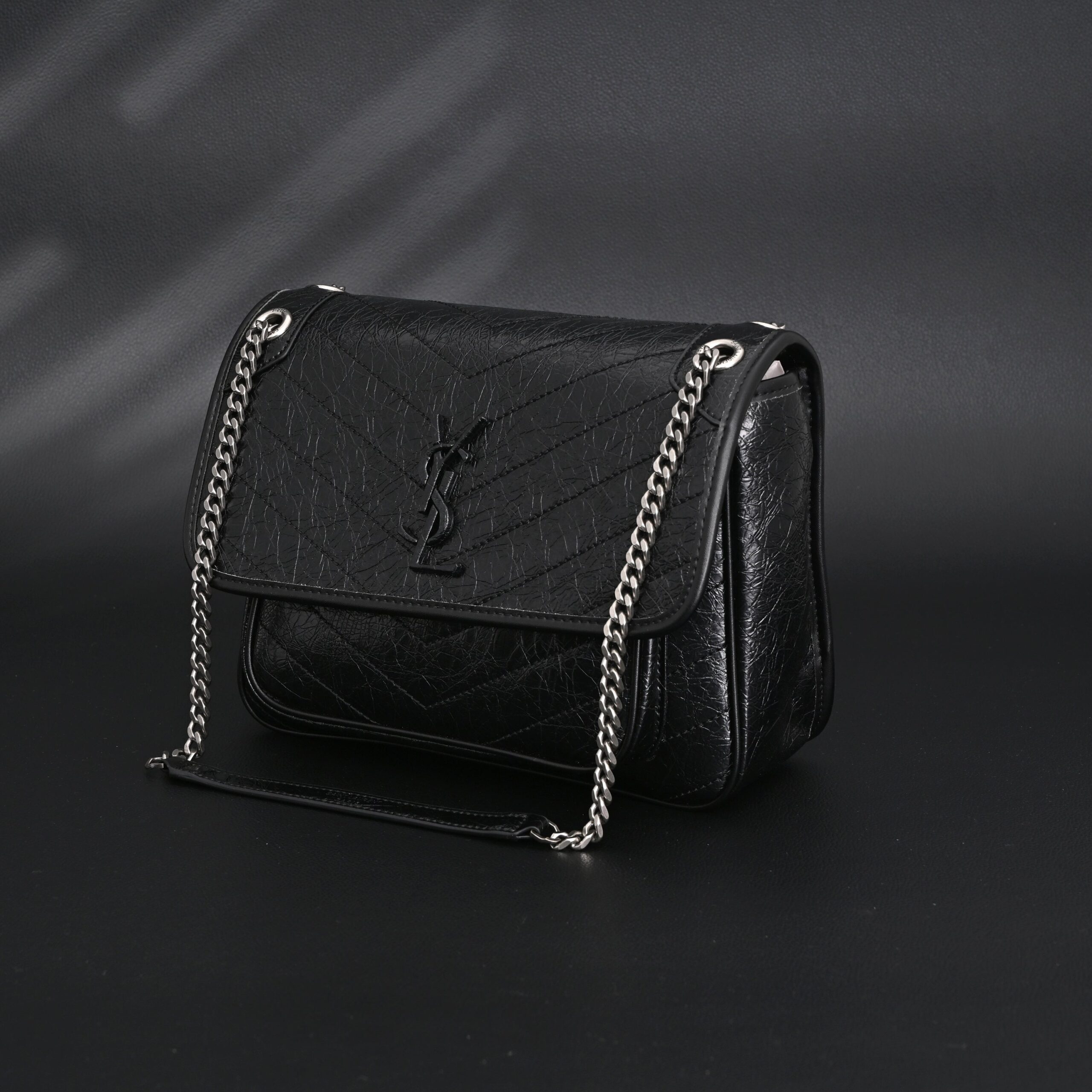 Saint Laurent Niki Medium Black Crinkled Leather Shoulder Bag - Image 7
