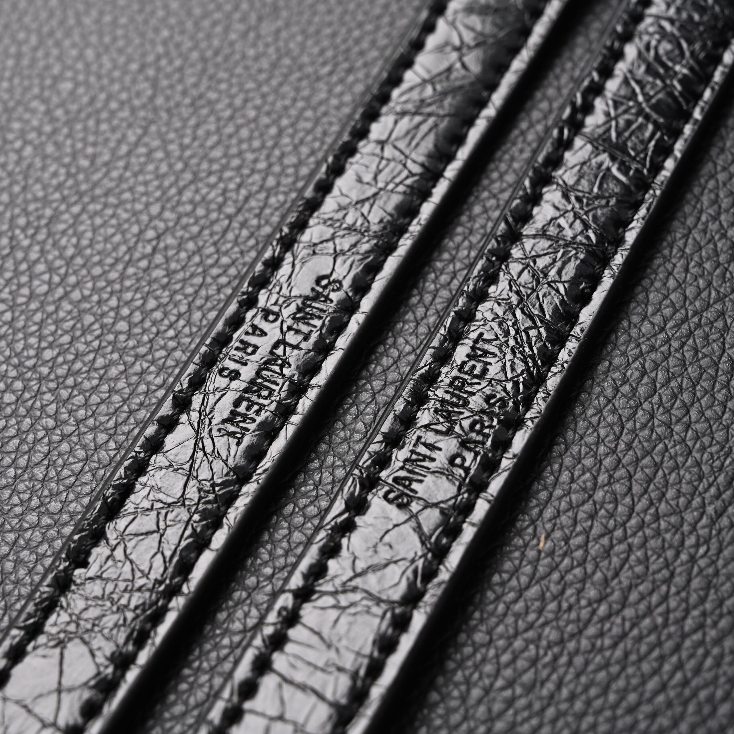 Saint Laurent Niki Medium Black Crinkled Leather Shoulder Bag - Image 12