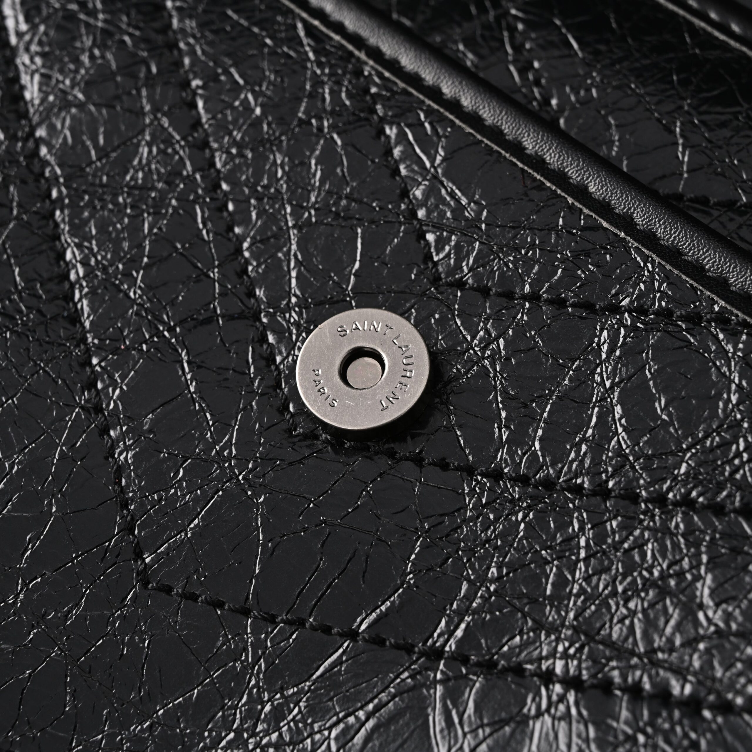 Saint Laurent Niki Medium Black Crinkled Leather Shoulder Bag - Image 15