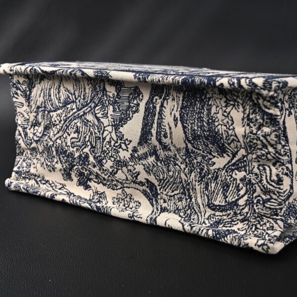 Dior Book Tote Bag – Blue Toile de Jouy Embroidery