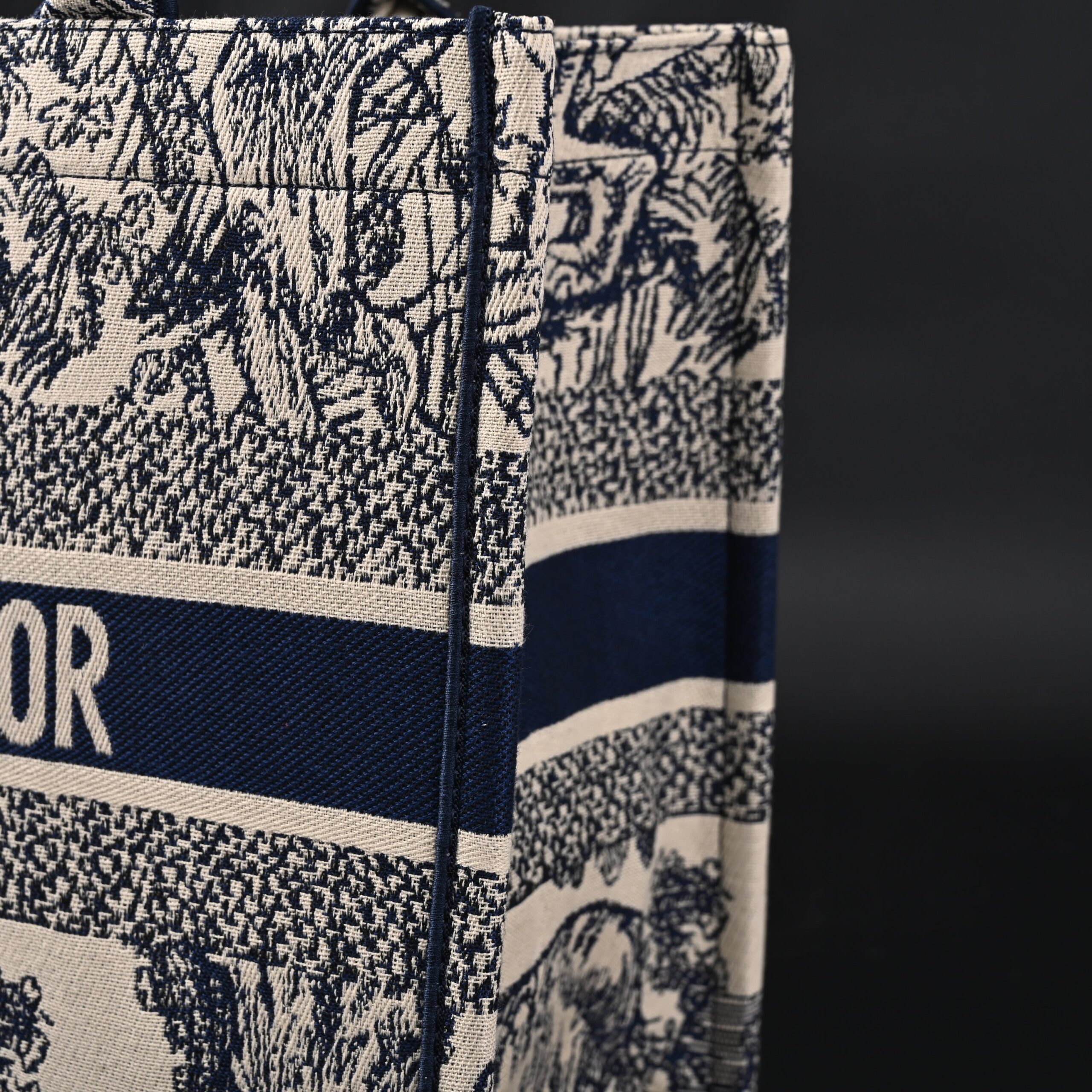 Dior Book Tote Bag – Blue Toile de Jouy Embroidery - Image 9