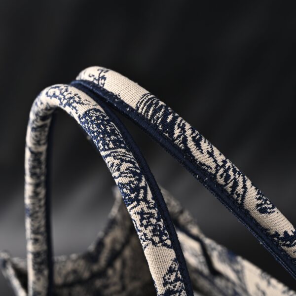 Dior Book Tote Bag – Blue Toile de Jouy Embroidery