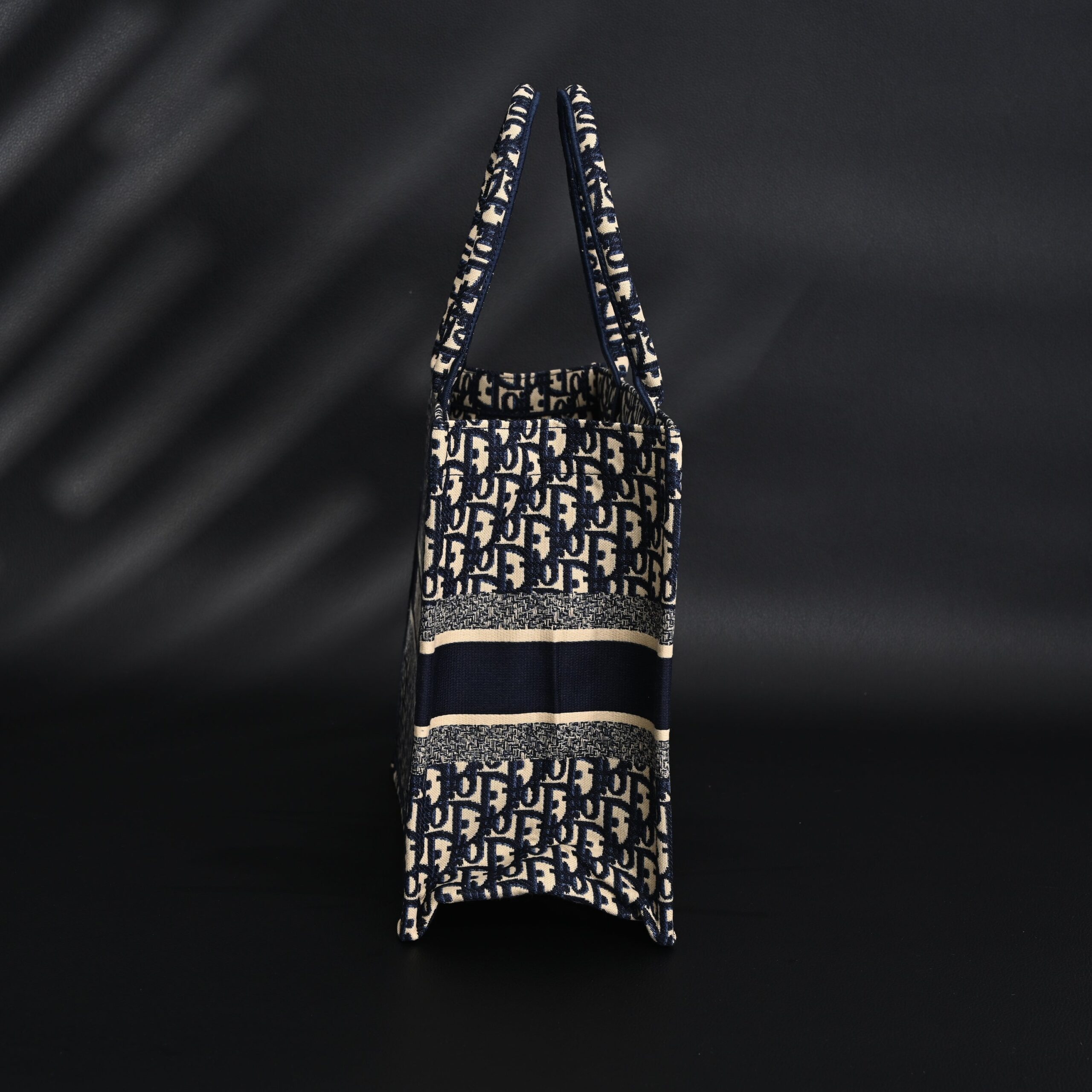 Christian Dior Large Book Tote – Blue Oblique Embroidery (Blue with Beige Contrast) - Image 5