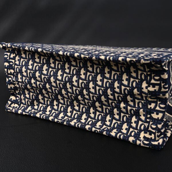 Christian Dior Large Book Tote – Blue Oblique Embroidery (Blue with Beige Contrast)