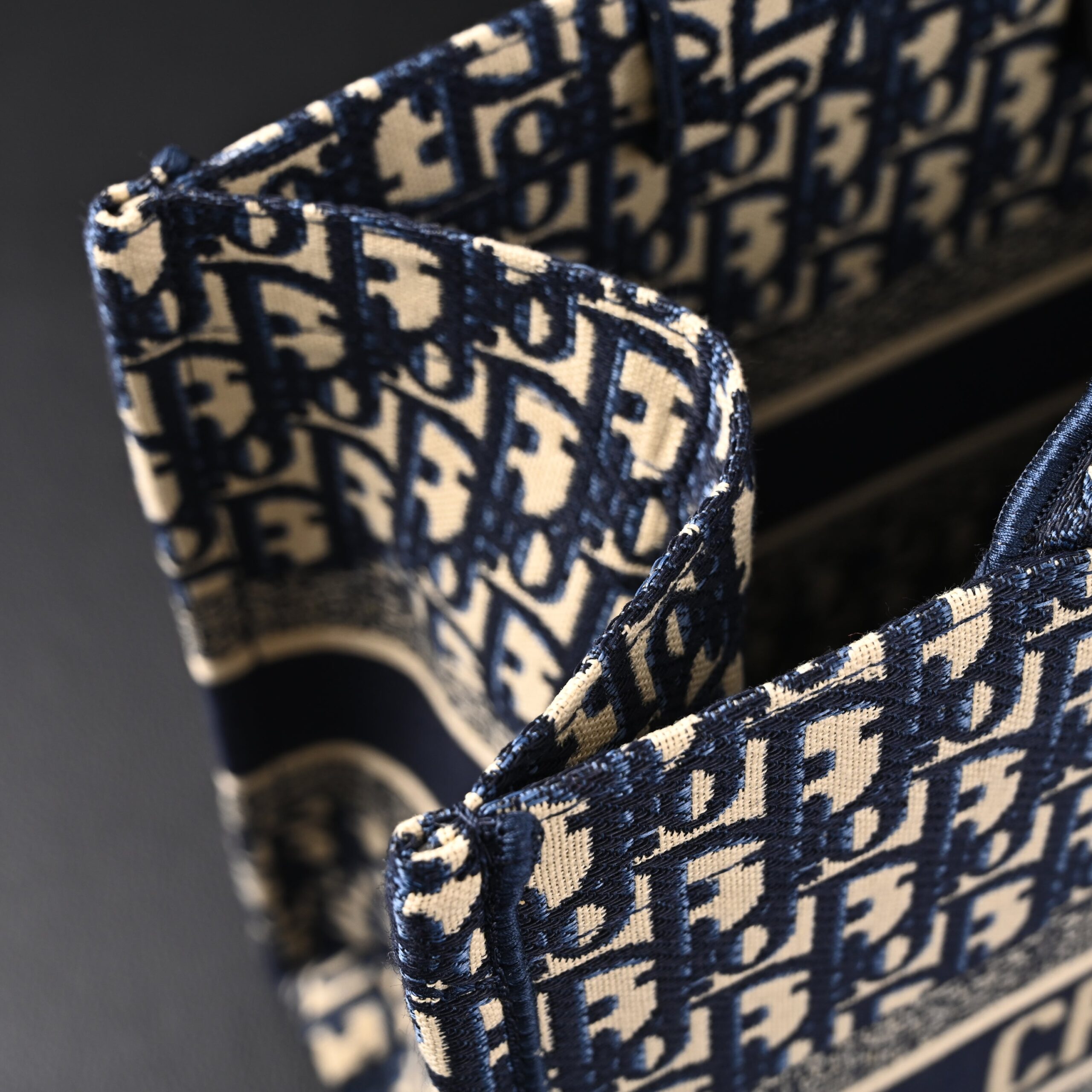 Christian Dior Large Book Tote – Blue Oblique Embroidery (Blue with Beige Contrast) - Image 13