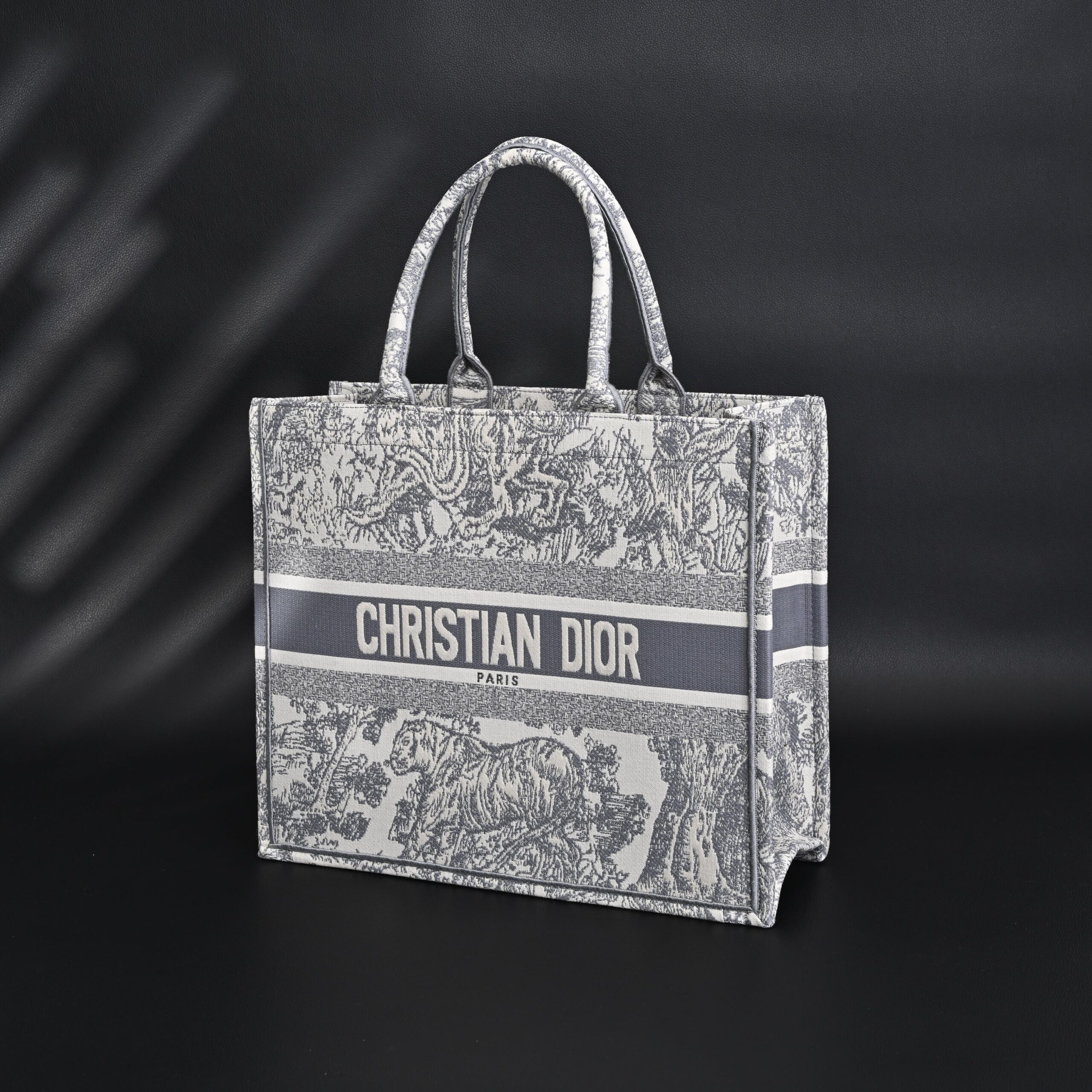 Christian Dior Large Book Tote – Toile de Jouy Embroidery - Image 6
