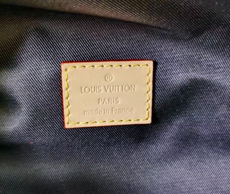 Louis Vuitton Bumbag Monogram canvas - Image 9