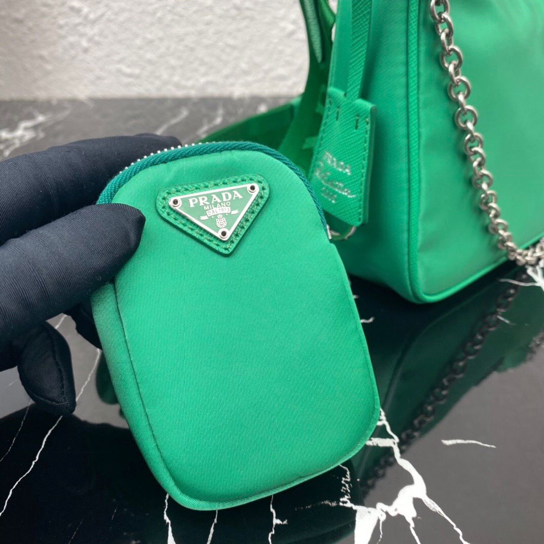 Prada Re-Edition 2005 Nylon Bag mint green - Image 6