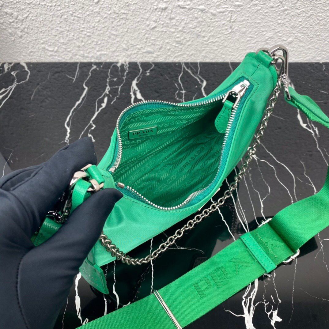 Prada Re-Edition 2005 Nylon Bag mint green - Image 8