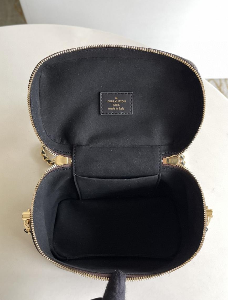 Louis Vuitton VANITY PM - Image 7