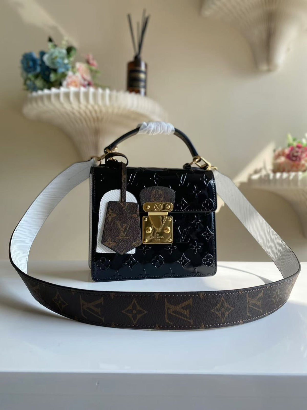LOUIS VUITTON Noir Monogram Vernis Leather Spring Street NM Bag - Image 1