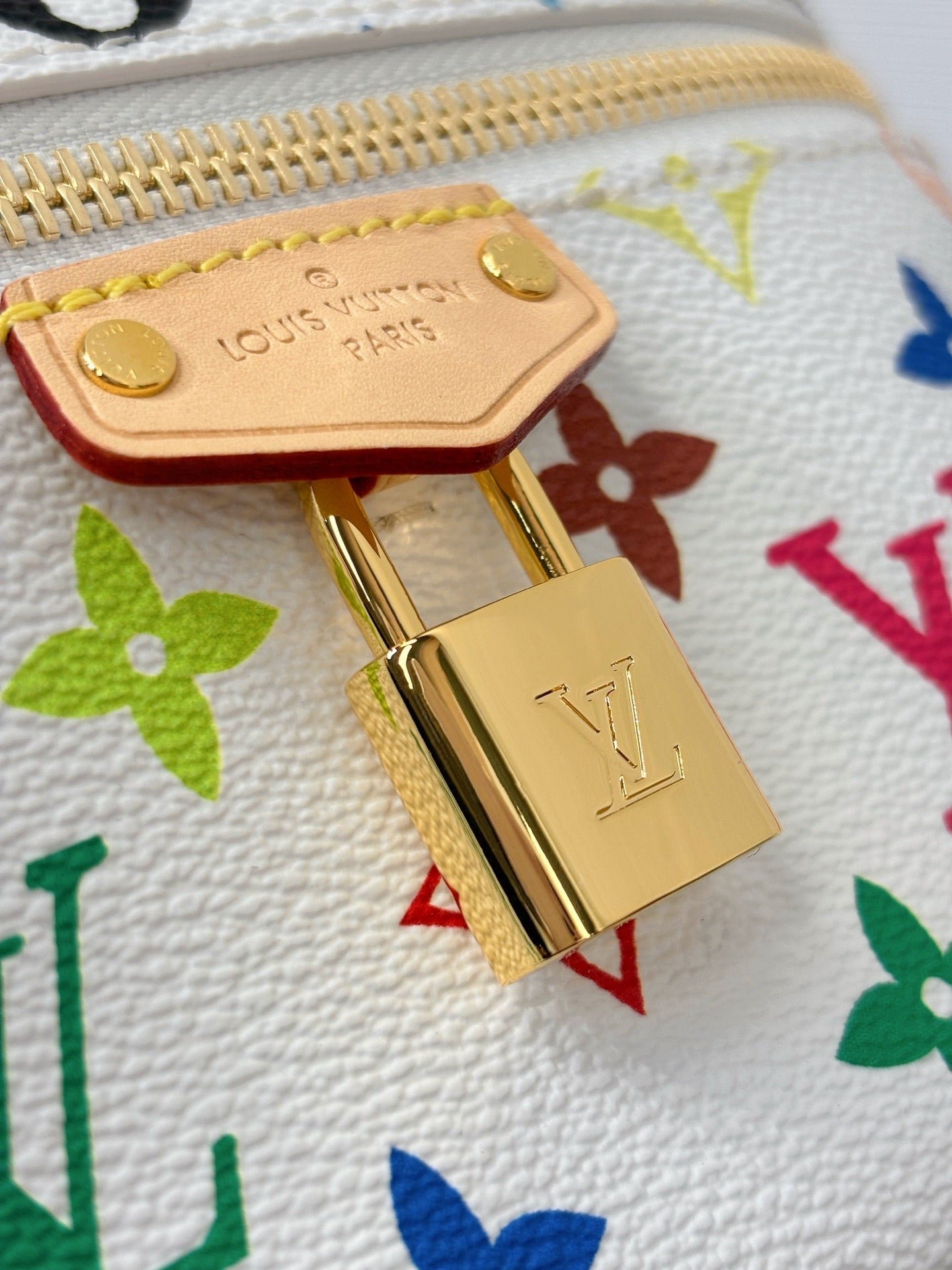 LV x TM Vanity Chain Pouch - Image 2