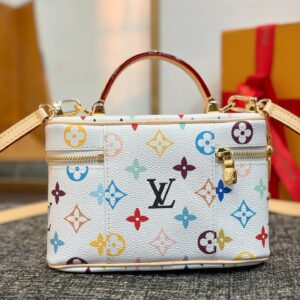 LV x TM Vanity Chain Pouch - Image 4