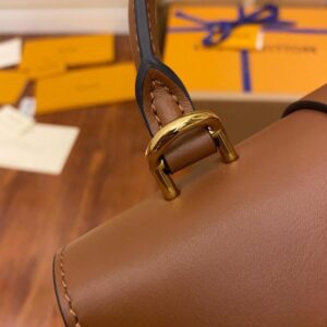 Louis Vuitton LOCKY BB Bag - Image 2